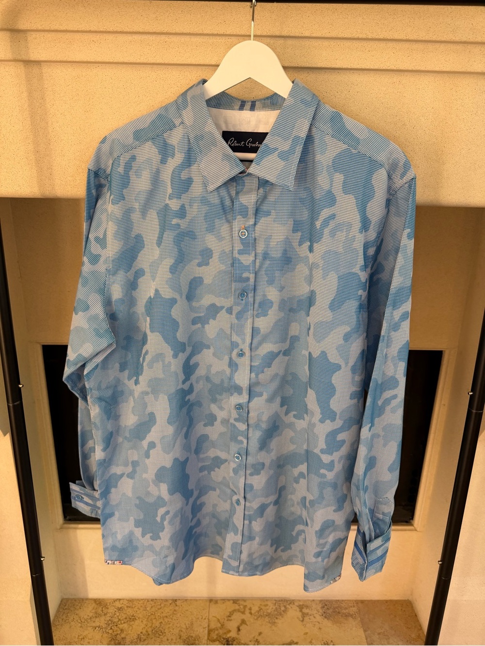 Robert Graham Collared Long Sleeve